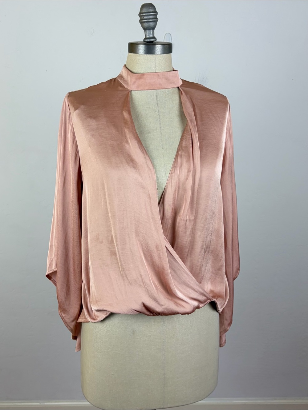 Bardot Open front Halter Blouse in Rose Dust